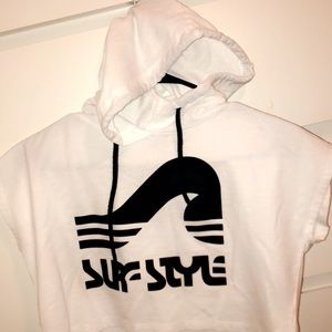 cropped hoodie tank, & matching shorts set 🤩